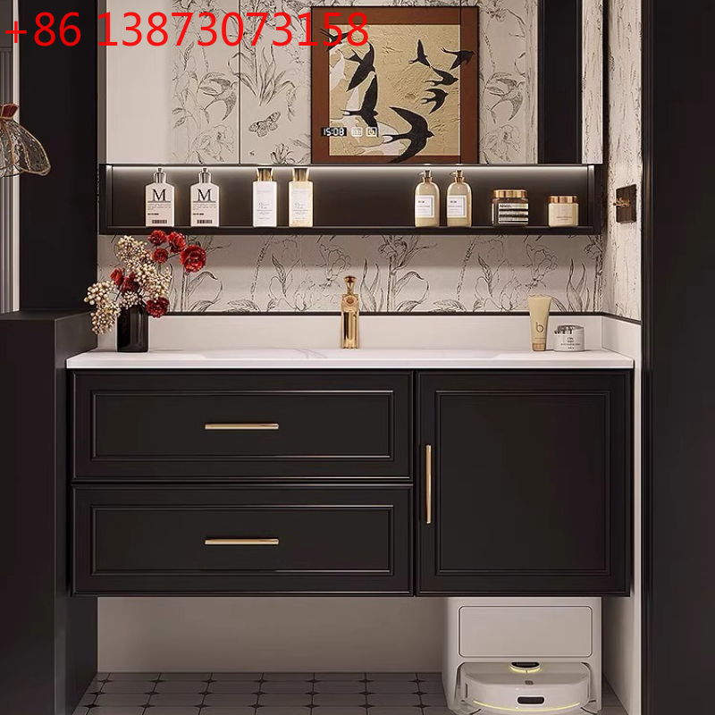 Luxury Skincare Accessories - خزانة حمام عصرية بمرآة، ديكورات فاخرة