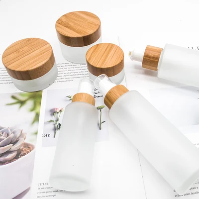 بيع العناية بالبشرة الطباعة ال - مراجعة Luxury Skincare Essential وسعره
