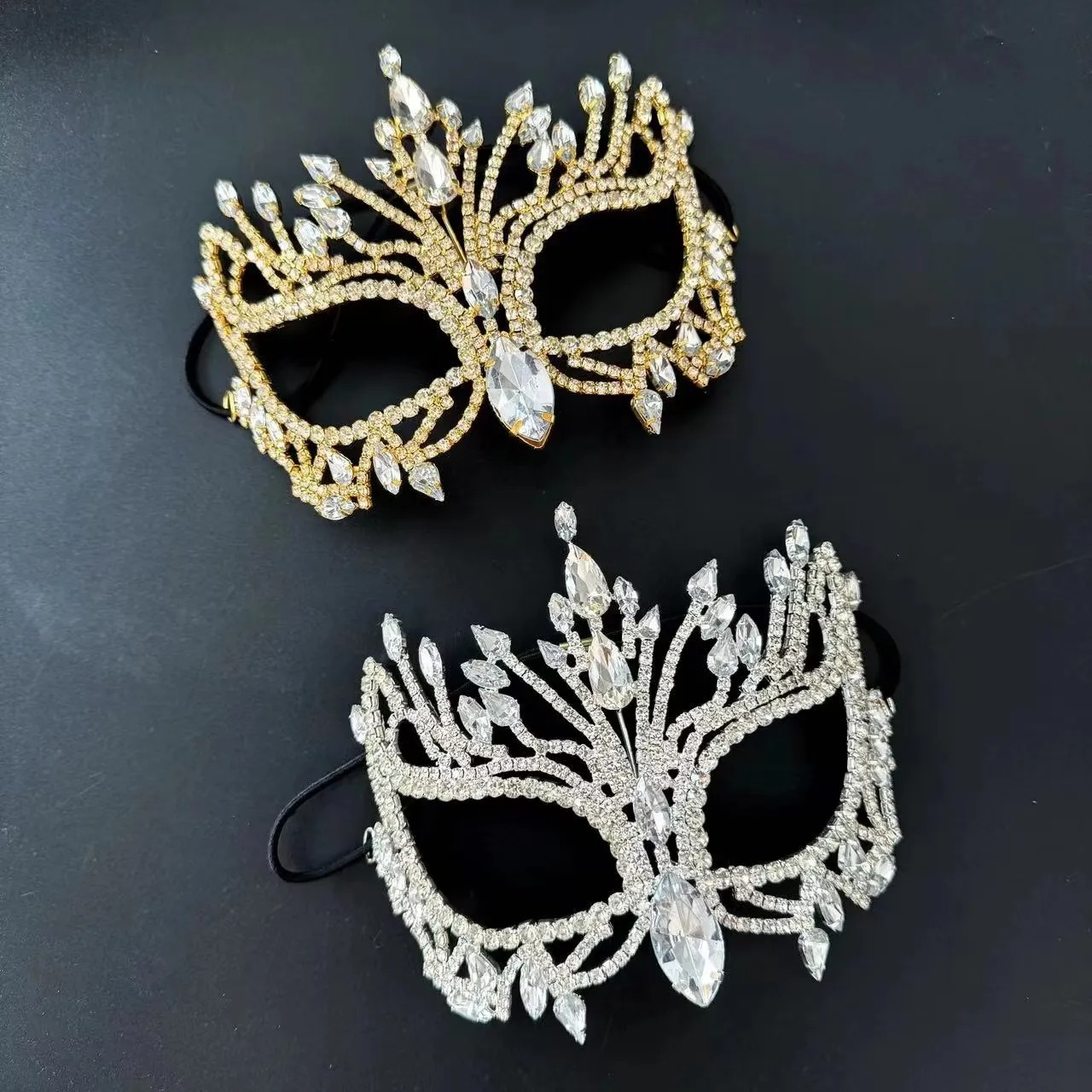 قناع نسائي فاخر من حجر الراين  - مراجعة Luxury Skincare Accessories وسعره
